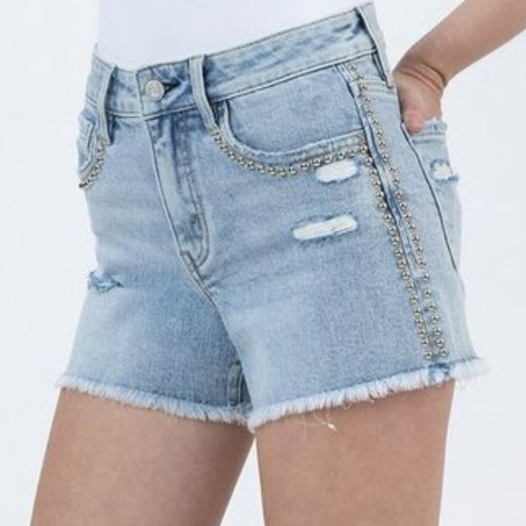 NWT Vervet Prowess Studded High Rise Denim Shorts with Frayed Hem - Picture 5 of 5